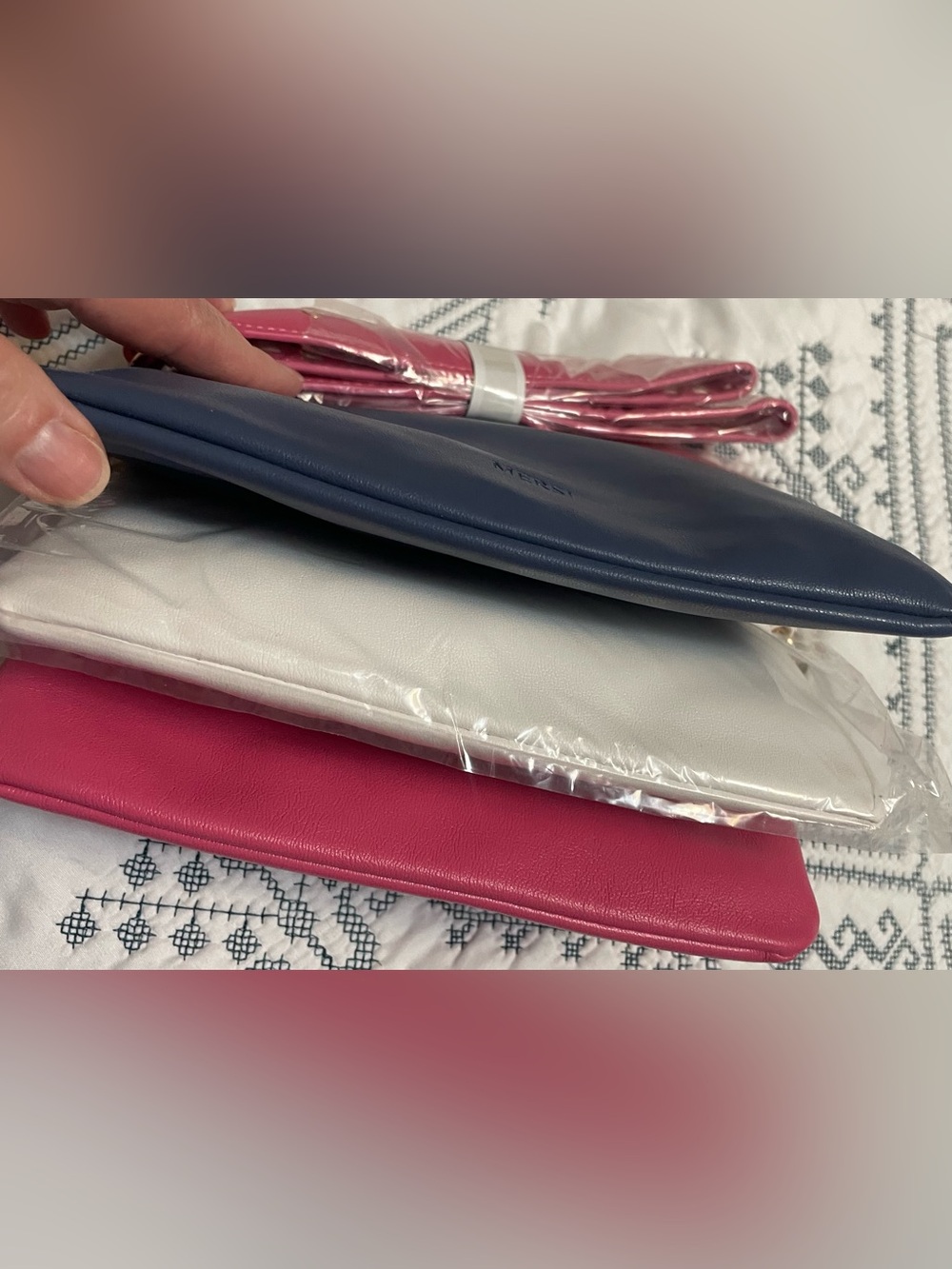 NWT! MERSI Set of 3 Purses Hot Pink, Navy & White w/multiple straps